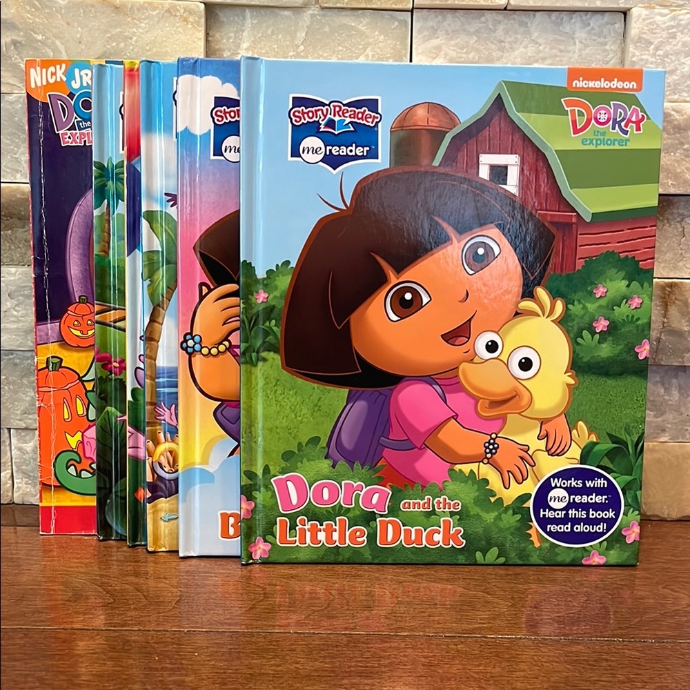 Nickelodeon Dora Explorer Storybook Set